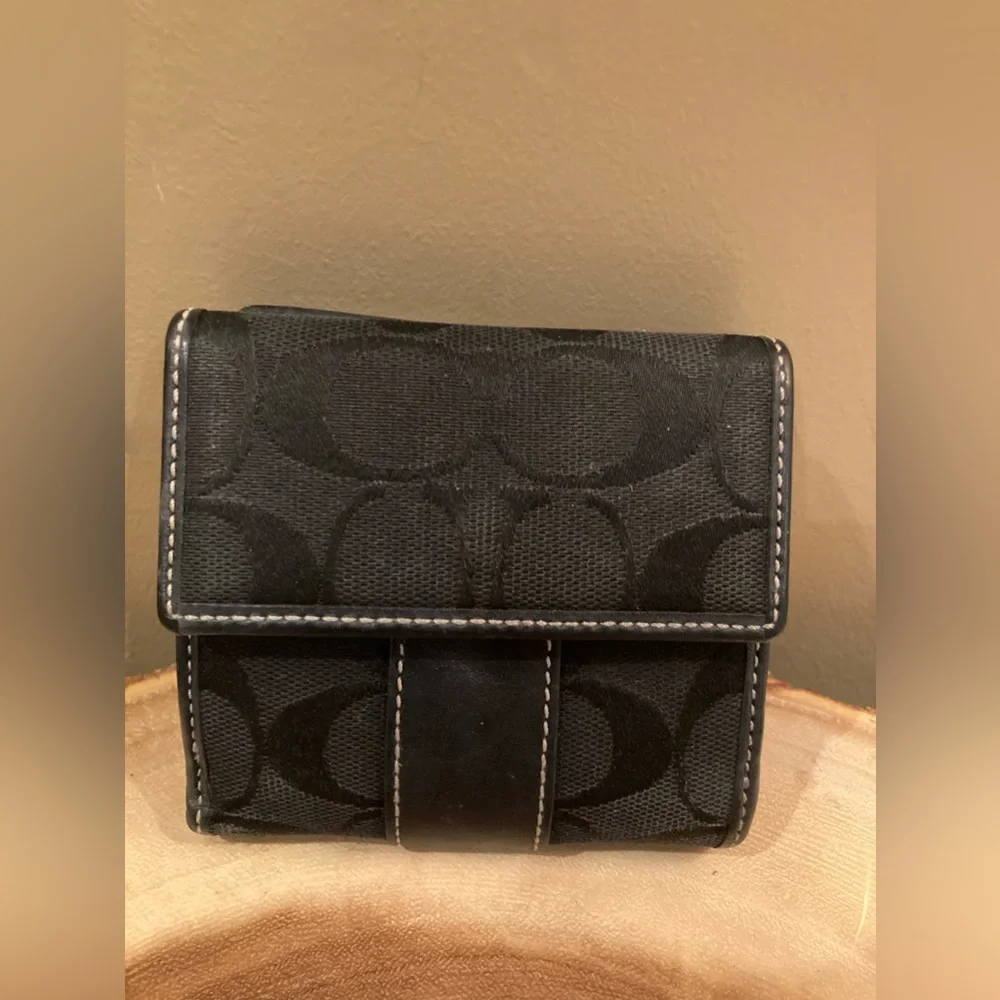 Coach Leatherware‎ Est. 1941 Signature Canvas Black Bifold Wallet W/Leather Trim